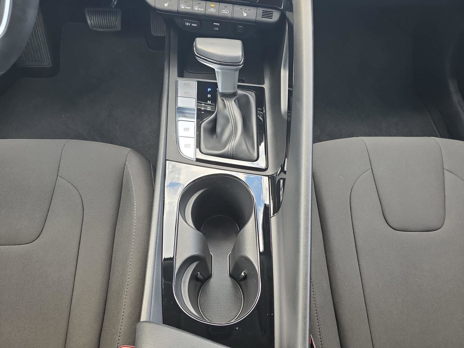 Used 2025 Hyundai Elantra SEL image 20