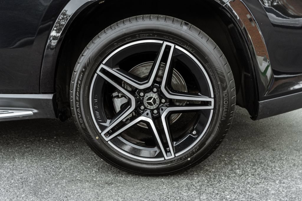 Used 2022 Mercedes-Benz GLS 450 4MATIC image 36
