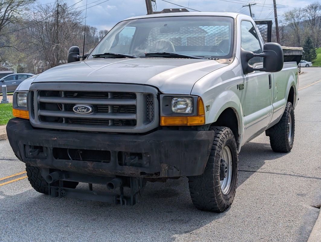 Used 1999 Ford F350 XL image 12