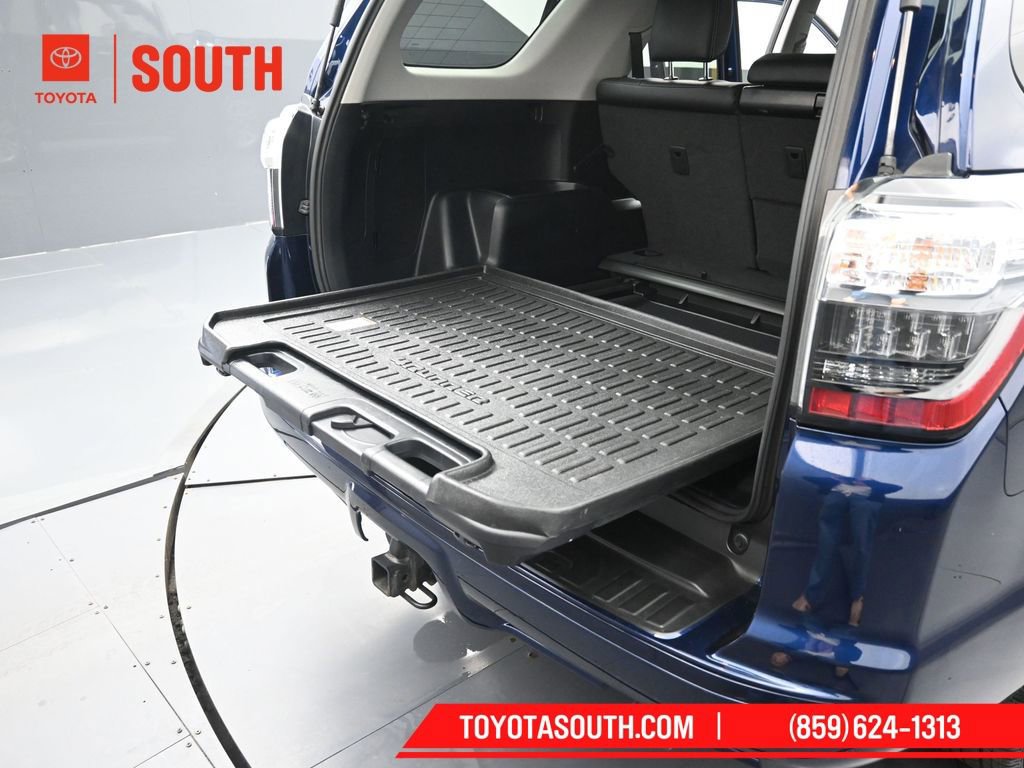 Used 2022 Toyota 4Runner TRD Sport w/ Technology Package image 30