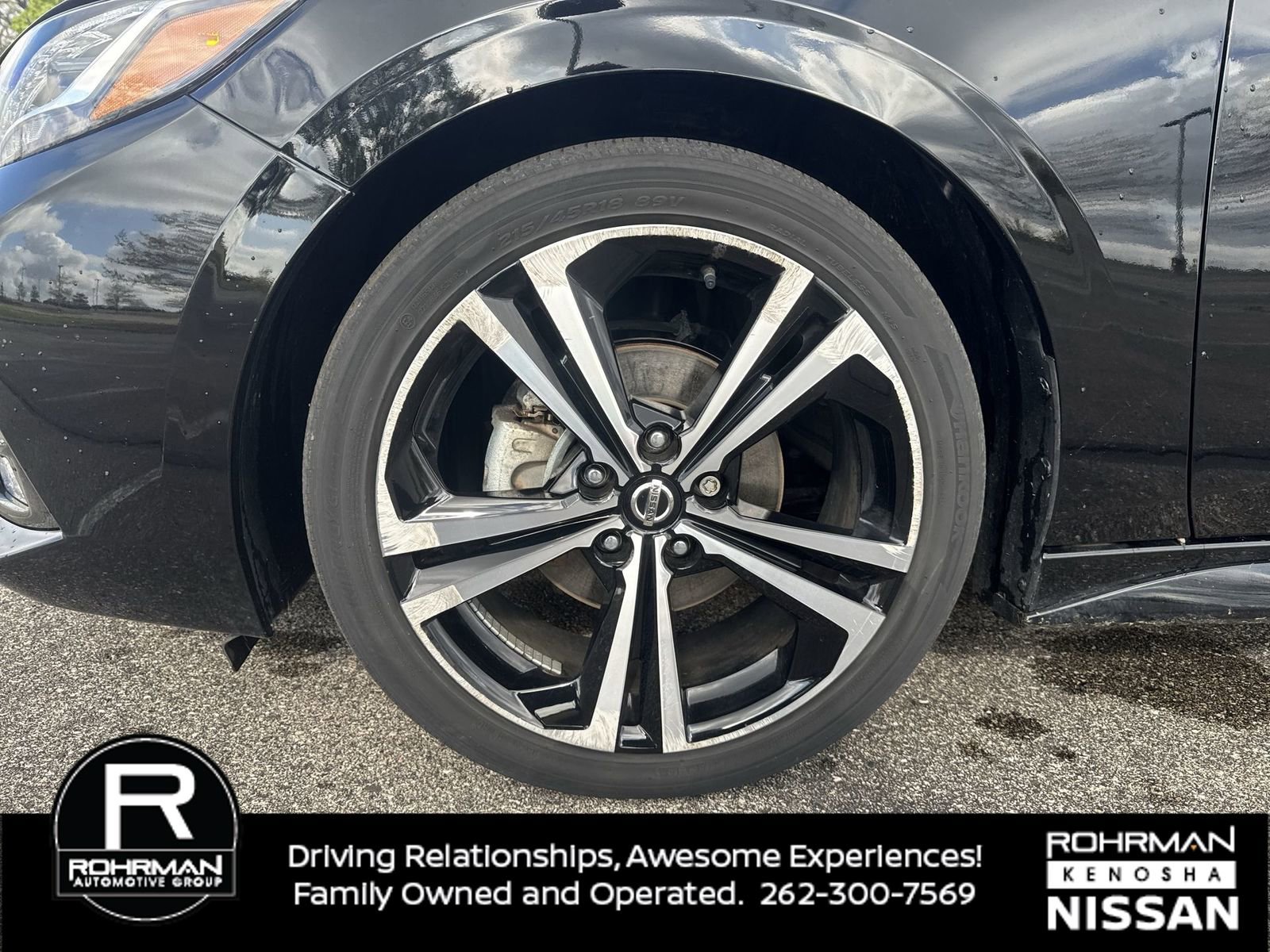 Certified 2023 Nissan Sentra SR w/ SR Premium Package FWD image 10