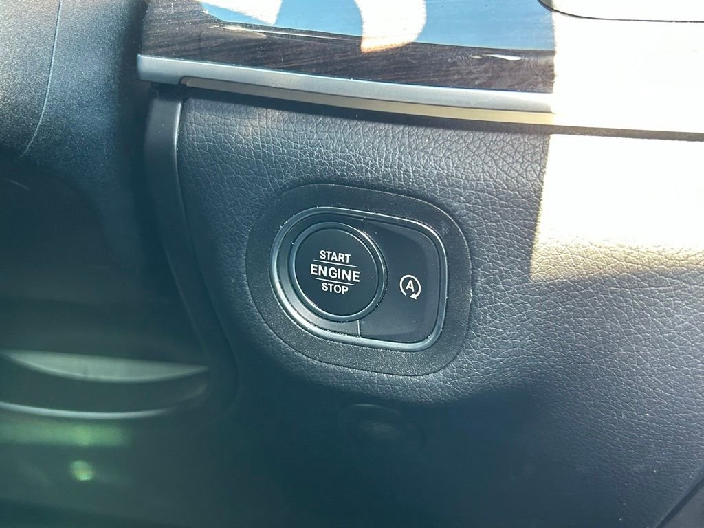 Used 2022 Mercedes-Benz GLE 350 w/ Premium Package image 42