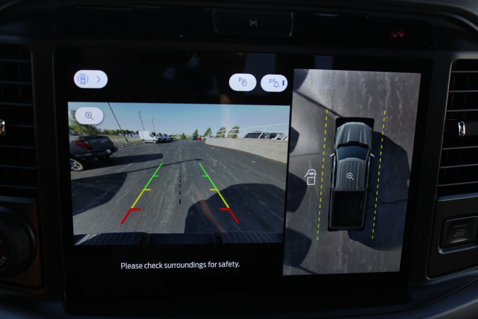 New 2025 Ford F150 XLT w/ Equipment Group 302A MID image 34