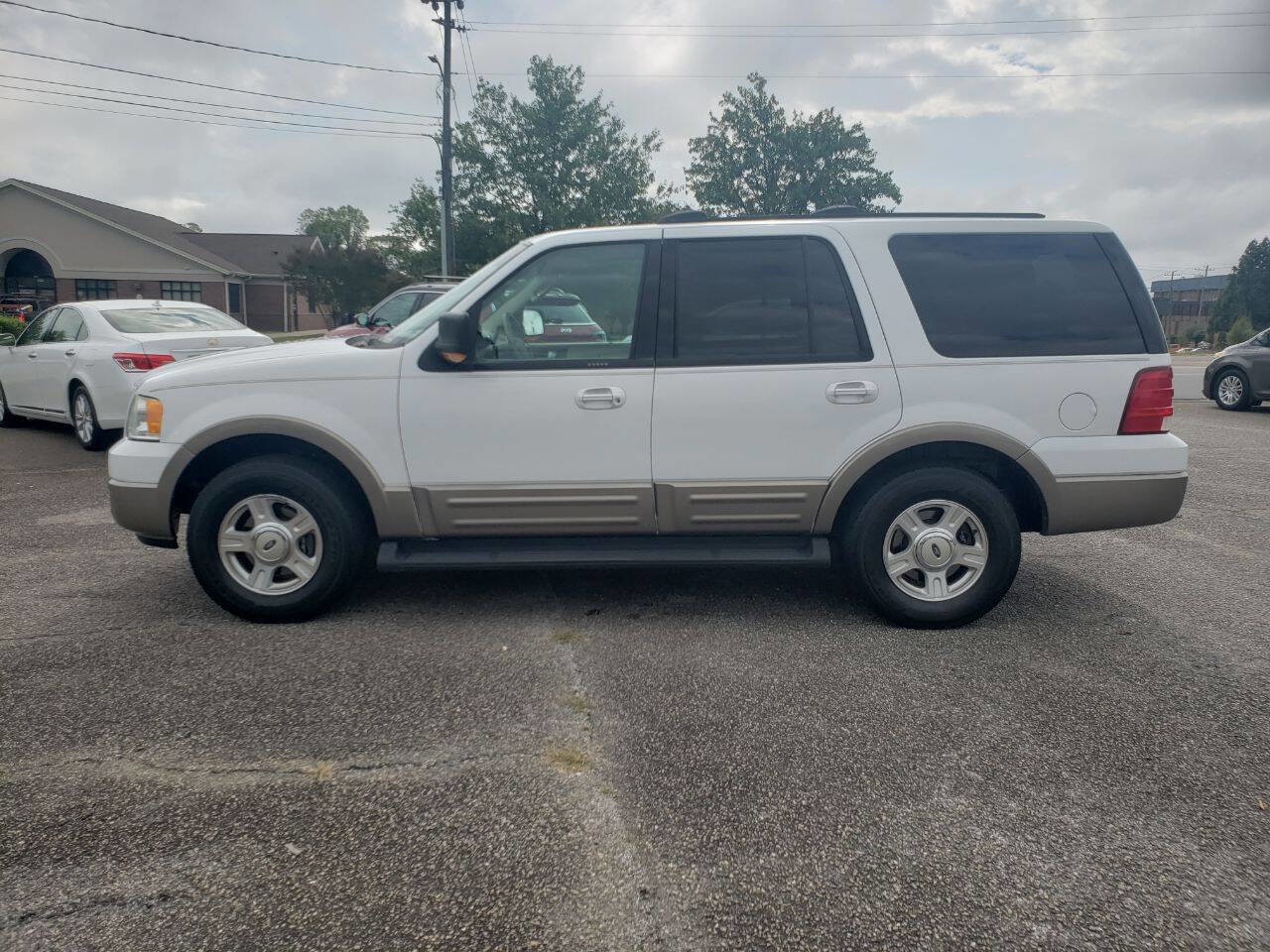 Used 2003 Ford Expedition Eddie Bauer