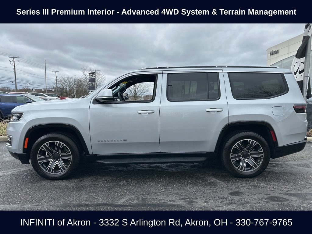 Used 2022 Jeep Wagoneer Series III w/ Flexible Seating Group image 9