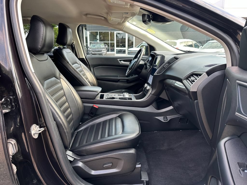 Used 2024 Ford Edge SEL AWD/4WD image 37