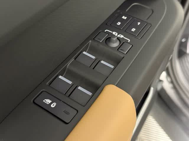 New 2026 Land Rover Defender 110 S AWD/4WD image 21