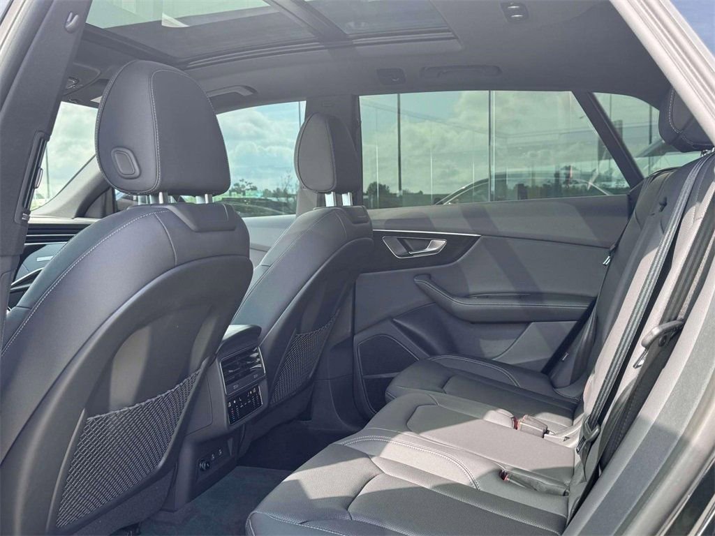 New 2025 Audi Q8 Premium Plus w/ Premium Plus Package image 18