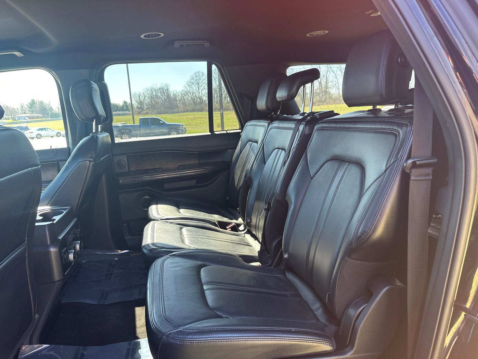 Used 2020 Ford Expedition Max Limited image 18