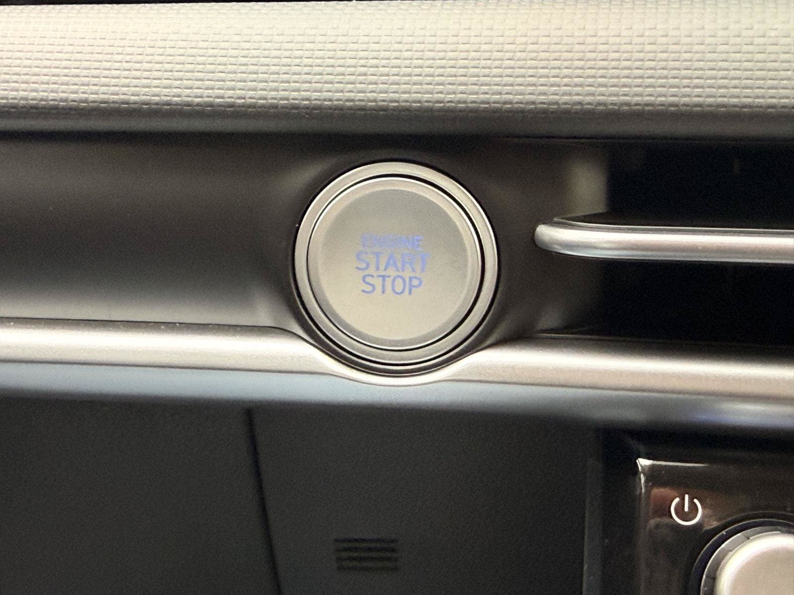 New 2026 Hyundai Tucson Blue SE AWD/4WD image 30