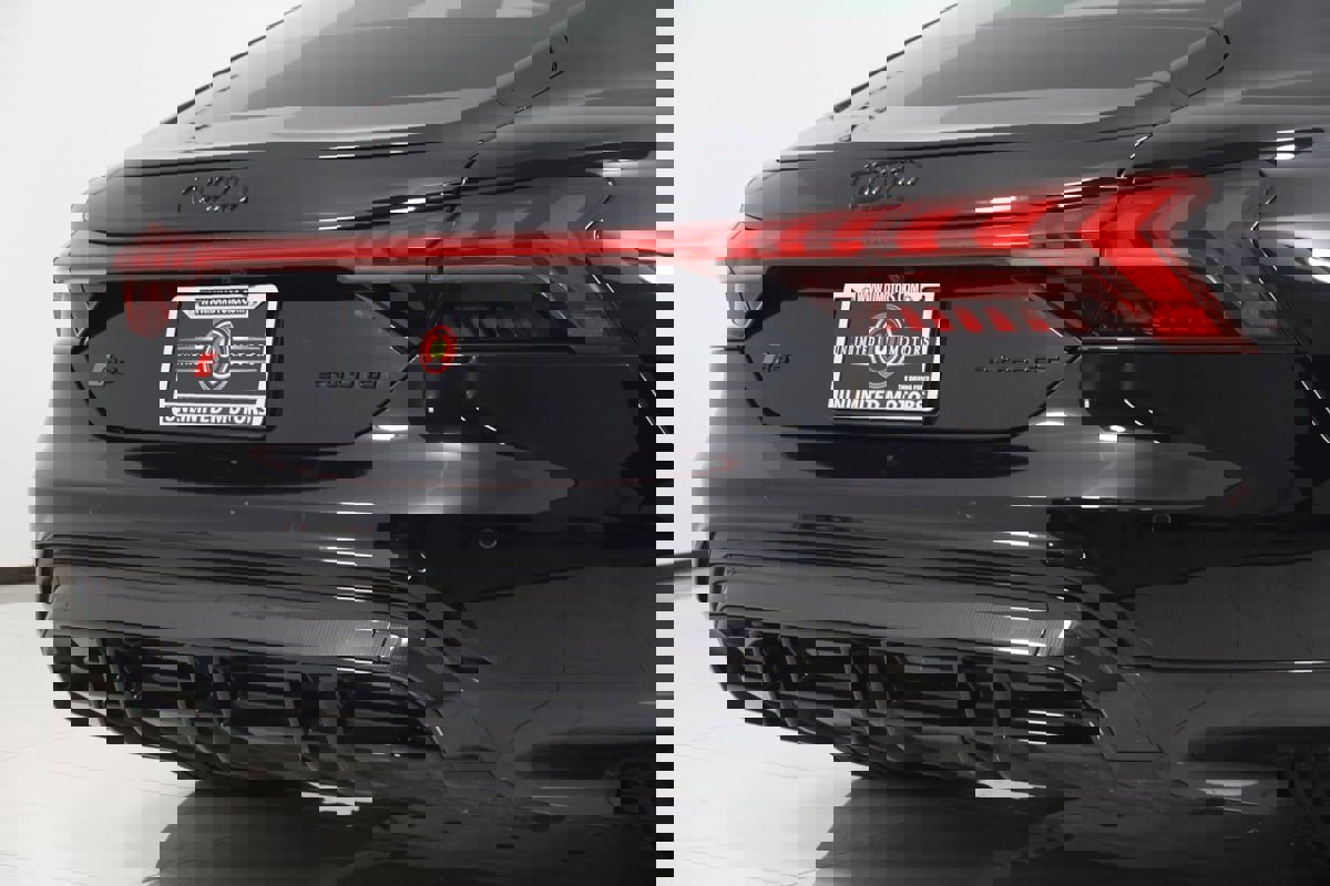 Used 2024 Audi RS e-tron GT w/ Carbon Performance Package image 86