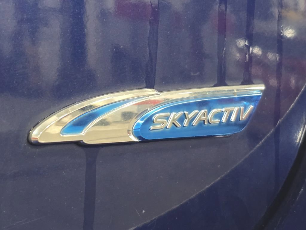 Used 2013 MAZDA MAZDA3 i Touring image 23