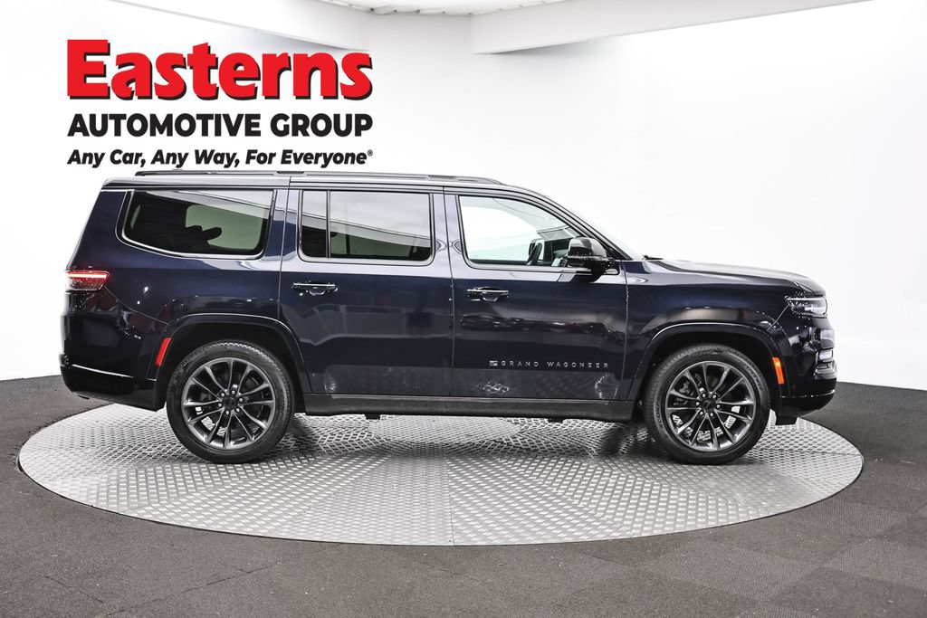Used 2025 Jeep Grand Wagoneer Series II Obsidian w/ Quick Order Packagew 28T AWD/4WD image 4