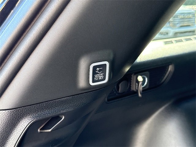 New 2025 Jeep Grand Cherokee Altitude image 32