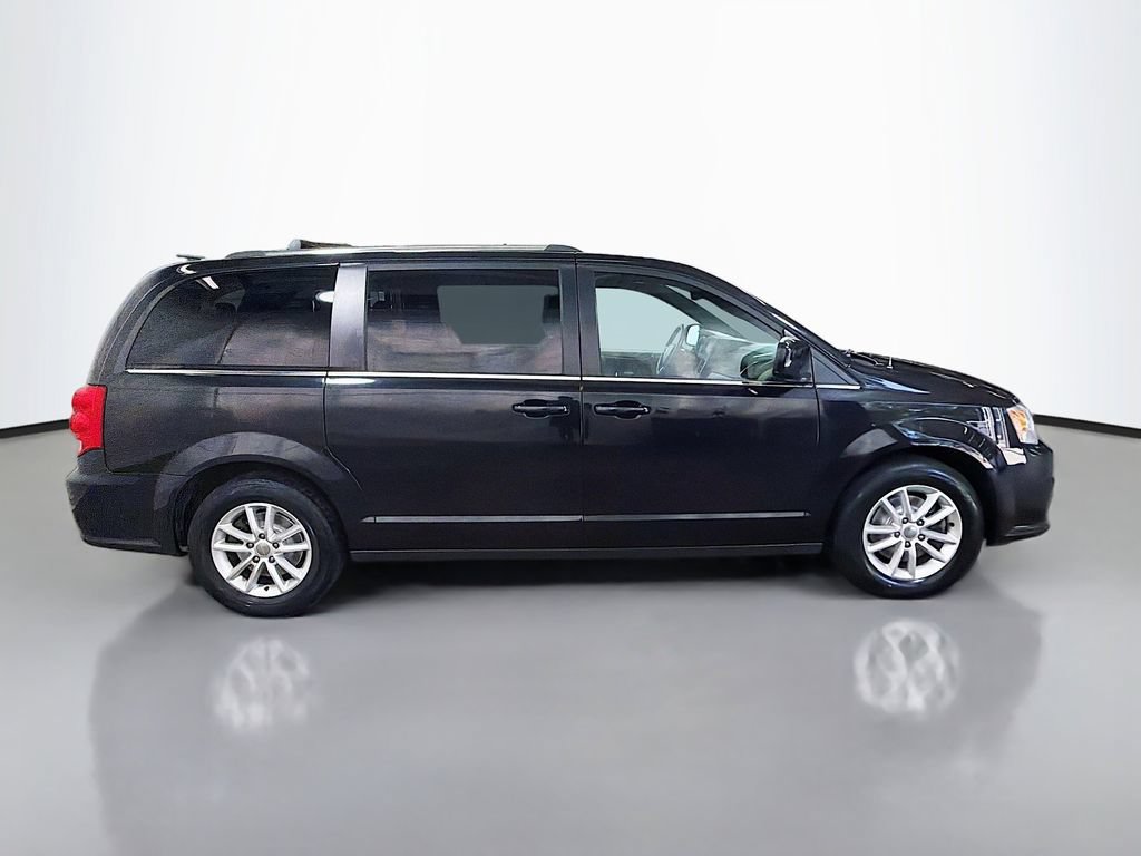 Used 2019 Dodge Grand Caravan SXT FWD image 10