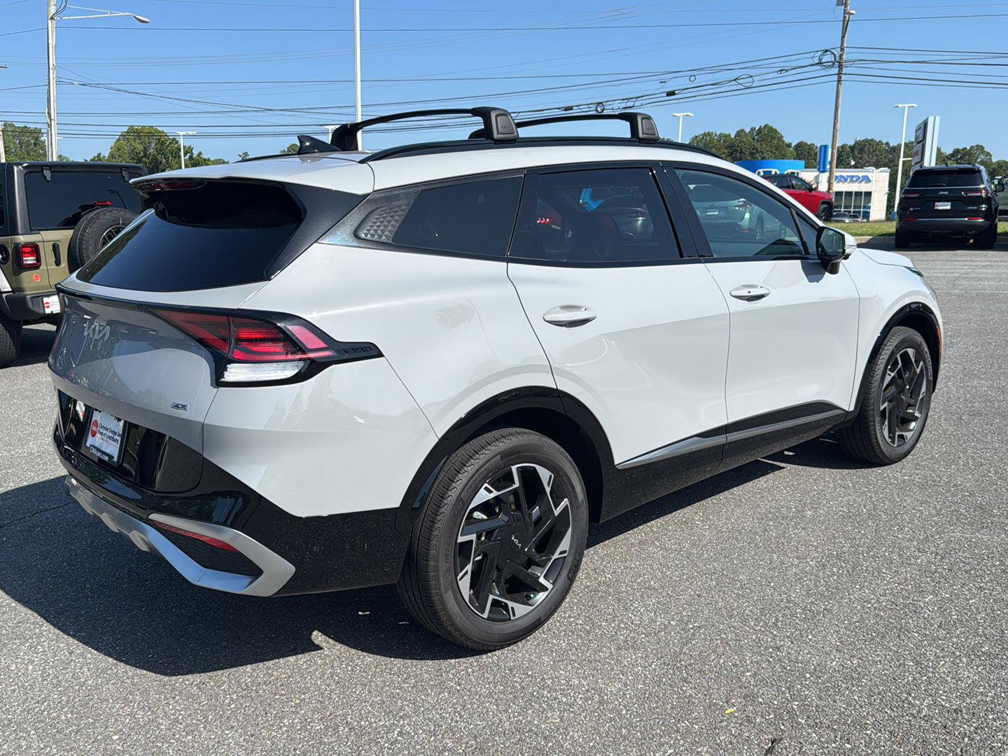 Used 2025 Kia Sportage SX AWD/4WD image 5