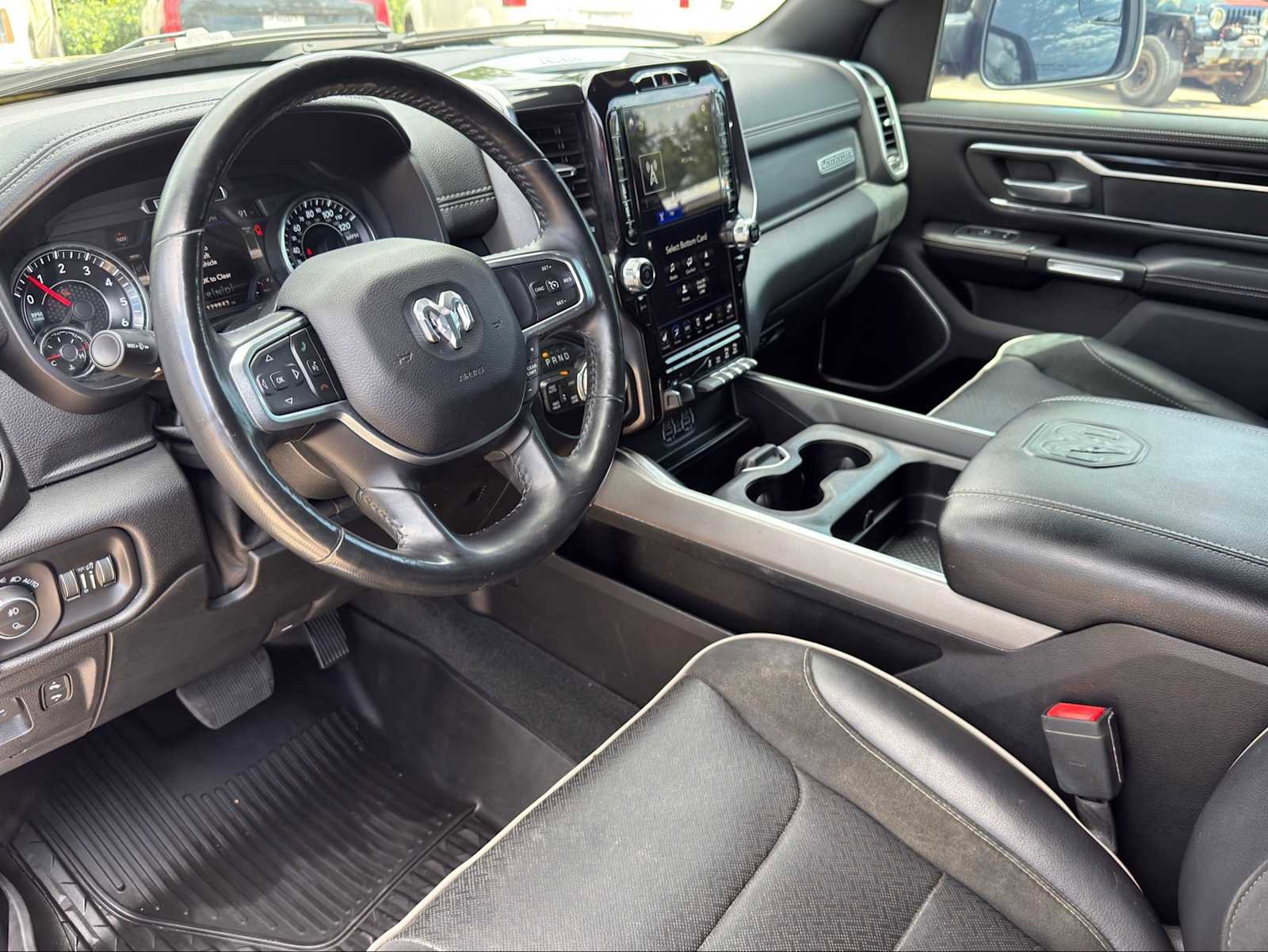 Used 2020 RAM 1500 Laramie w/ Sport Appearance Package AWD/4WD image 11