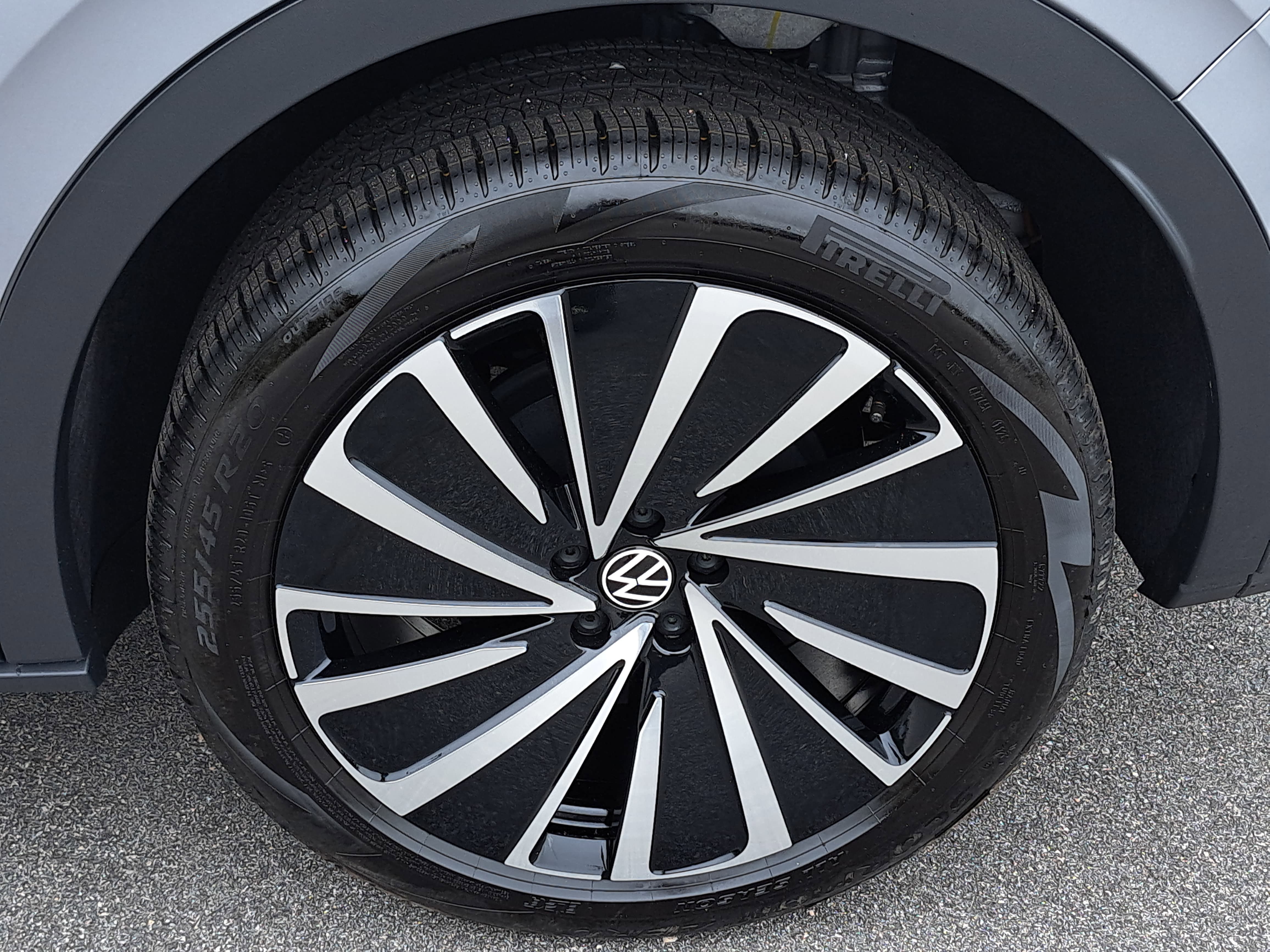 New 2026 Volkswagen ID.4 Pro AWD/4WD image 30
