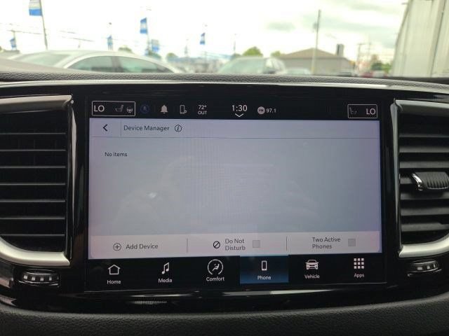 Used 2023 Chrysler Pacifica Touring-L FWD image 24