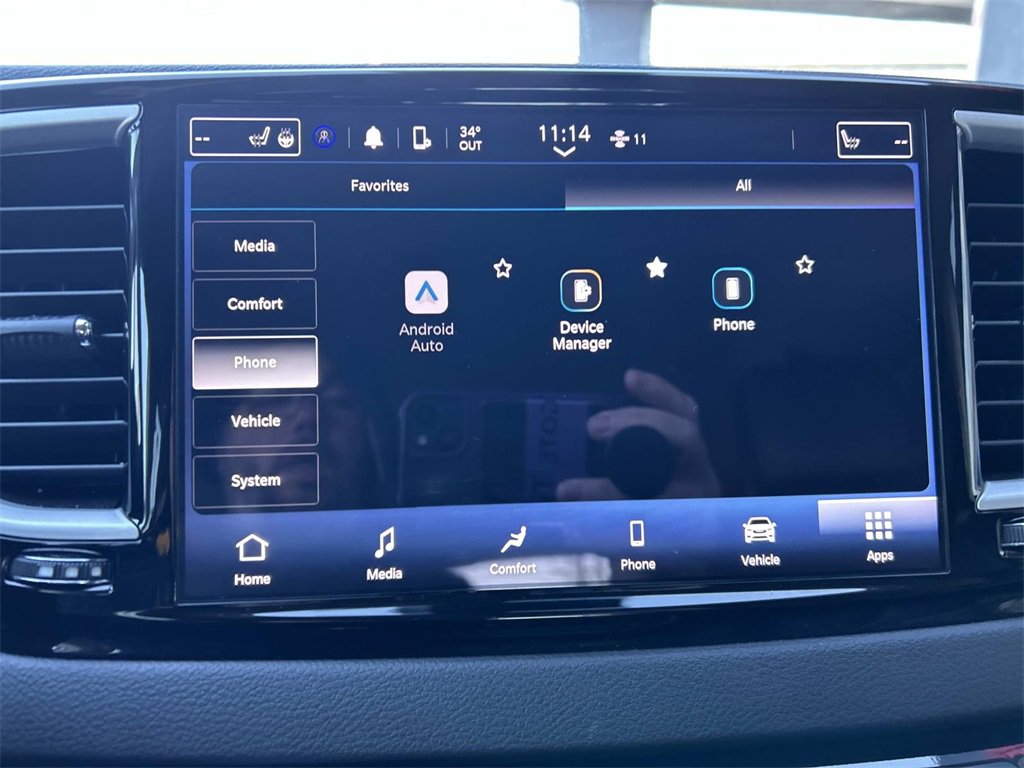 Used 2024 Chrysler Pacifica Touring-L image 30