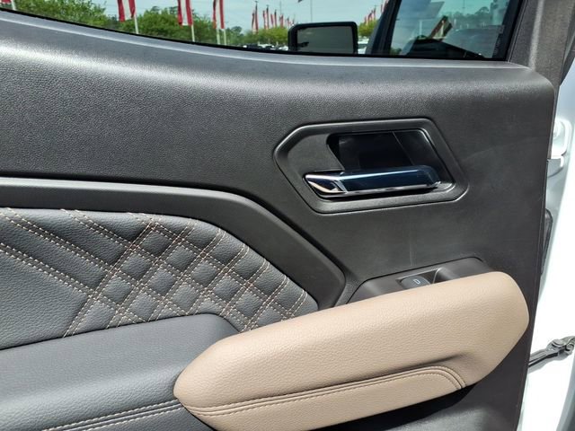 Used 2024 GMC Canyon Denali image 6