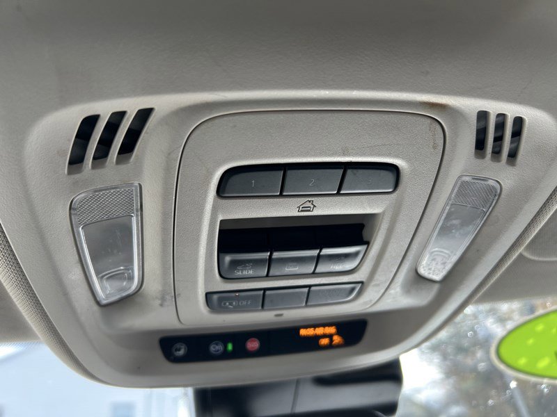 Used 2022 Buick Envision Essence w/ Technology Package I image 22