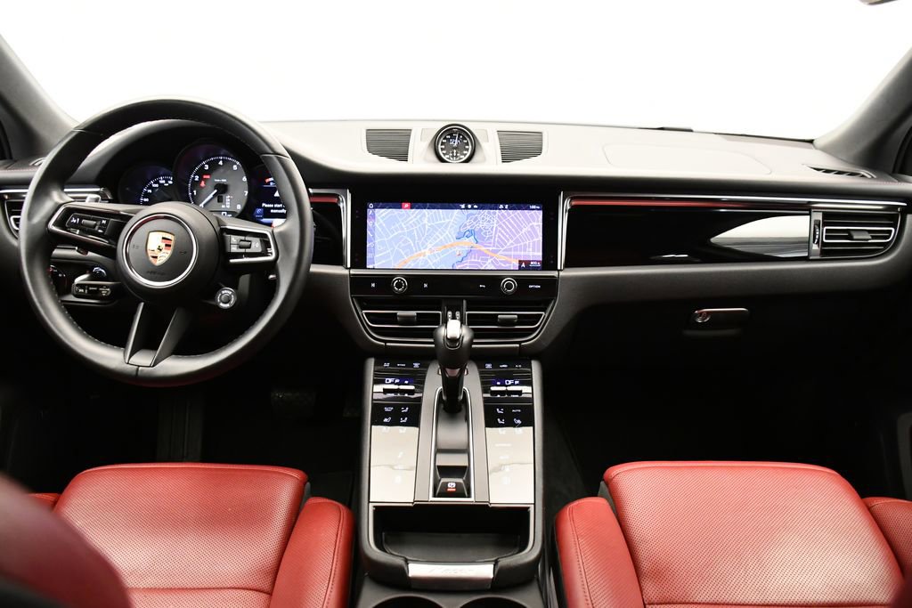 Used 2023 Porsche Macan S image 21
