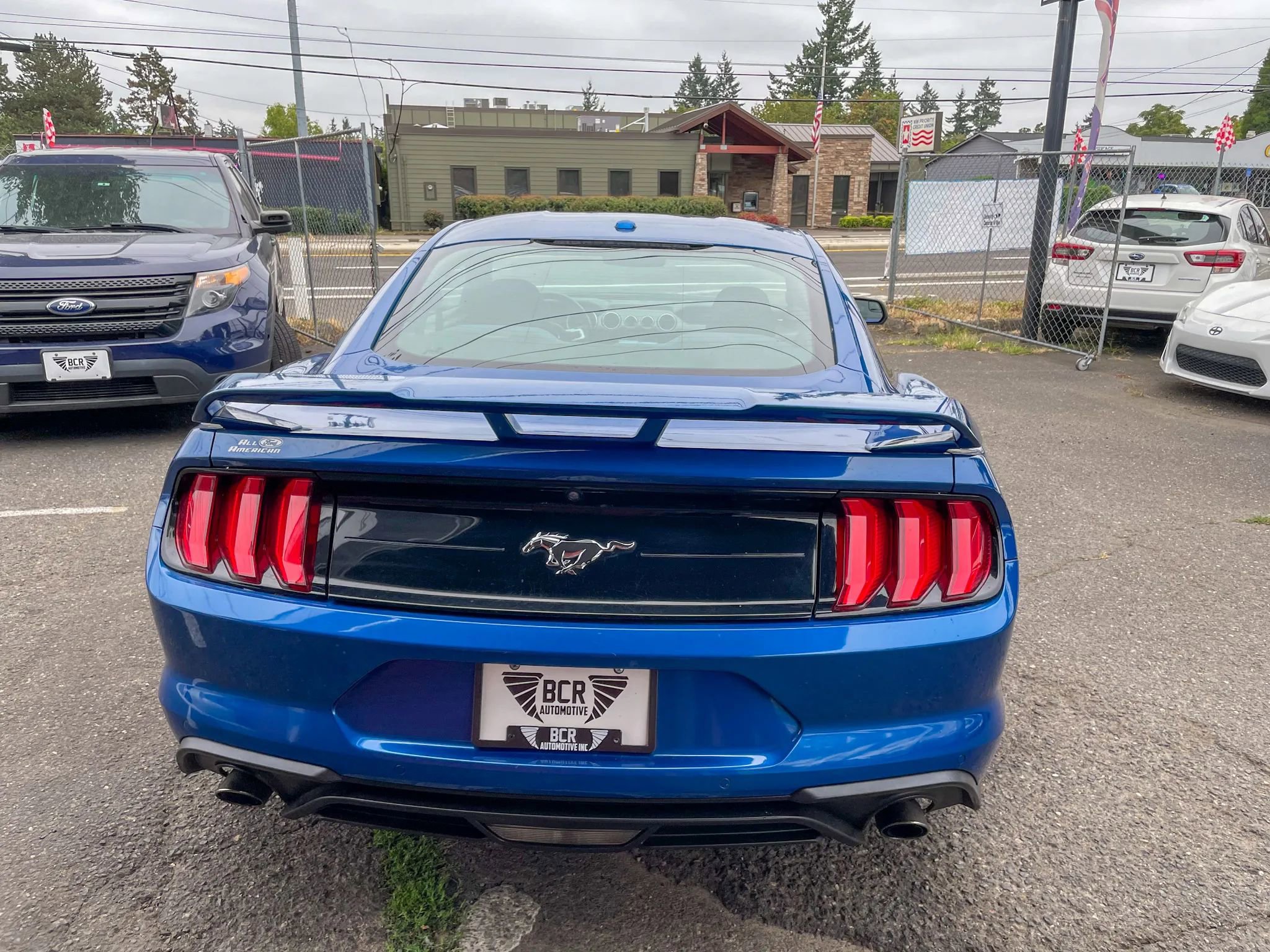 Used 2018 Ford Mustang Coupe w/ Ecoboost Performance Package image 9