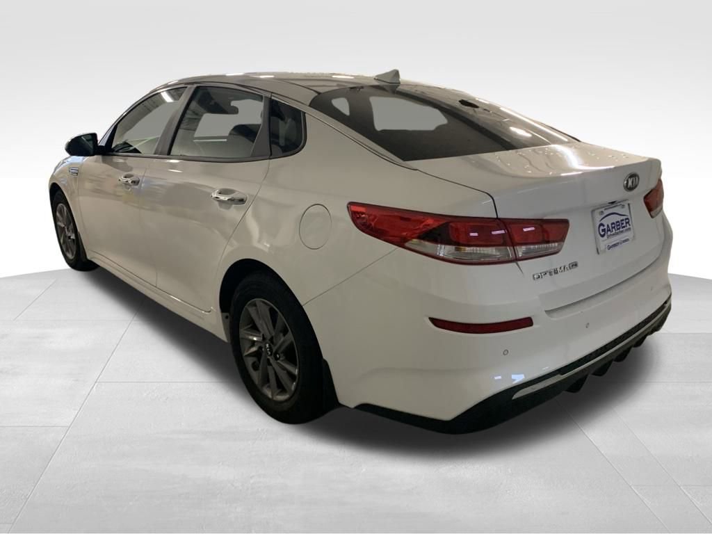 Used 2020 Kia Optima LX image 3