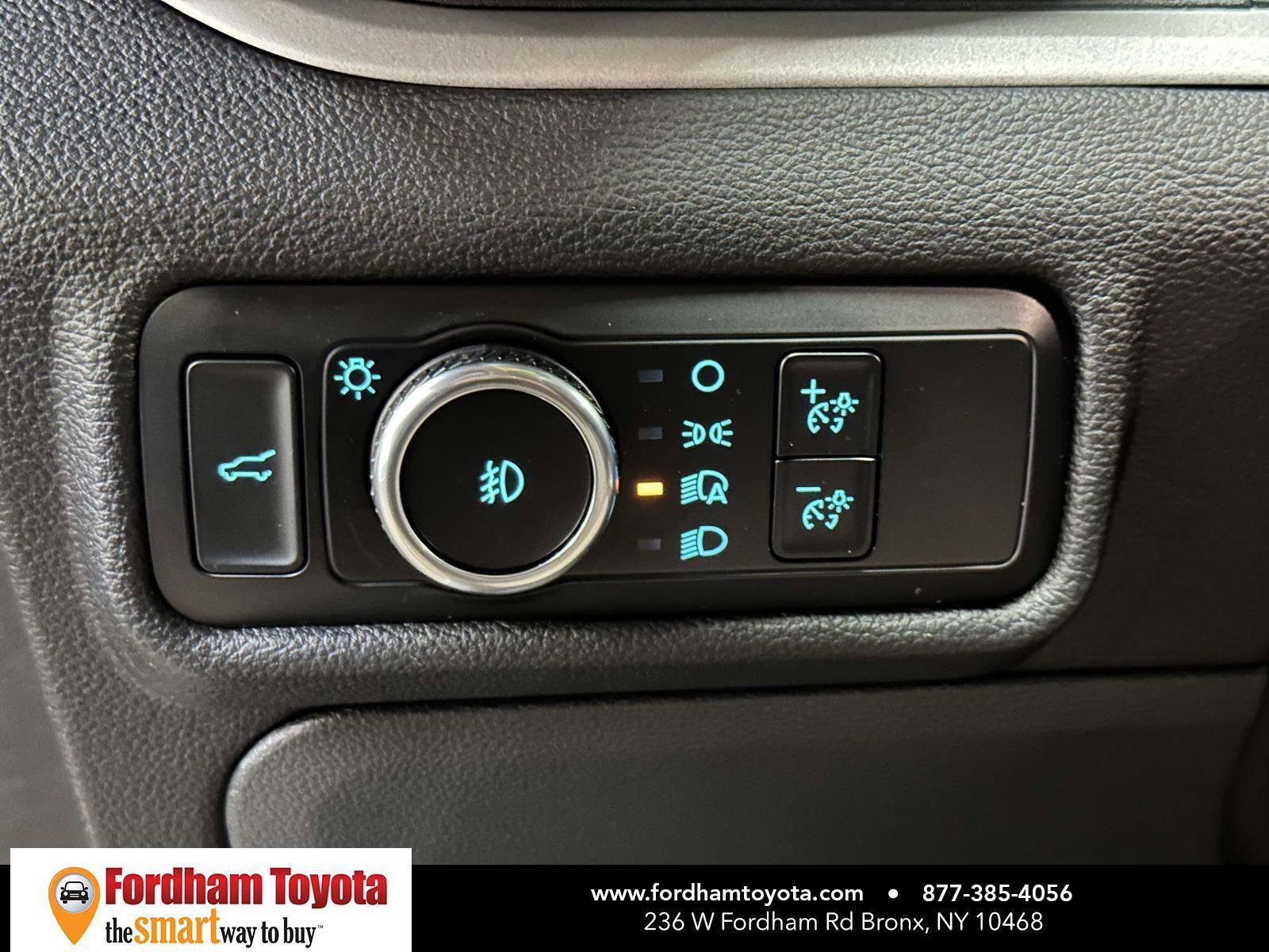 Used 2023 Ford Explorer XLT w/ Equipment Group 202A image 24