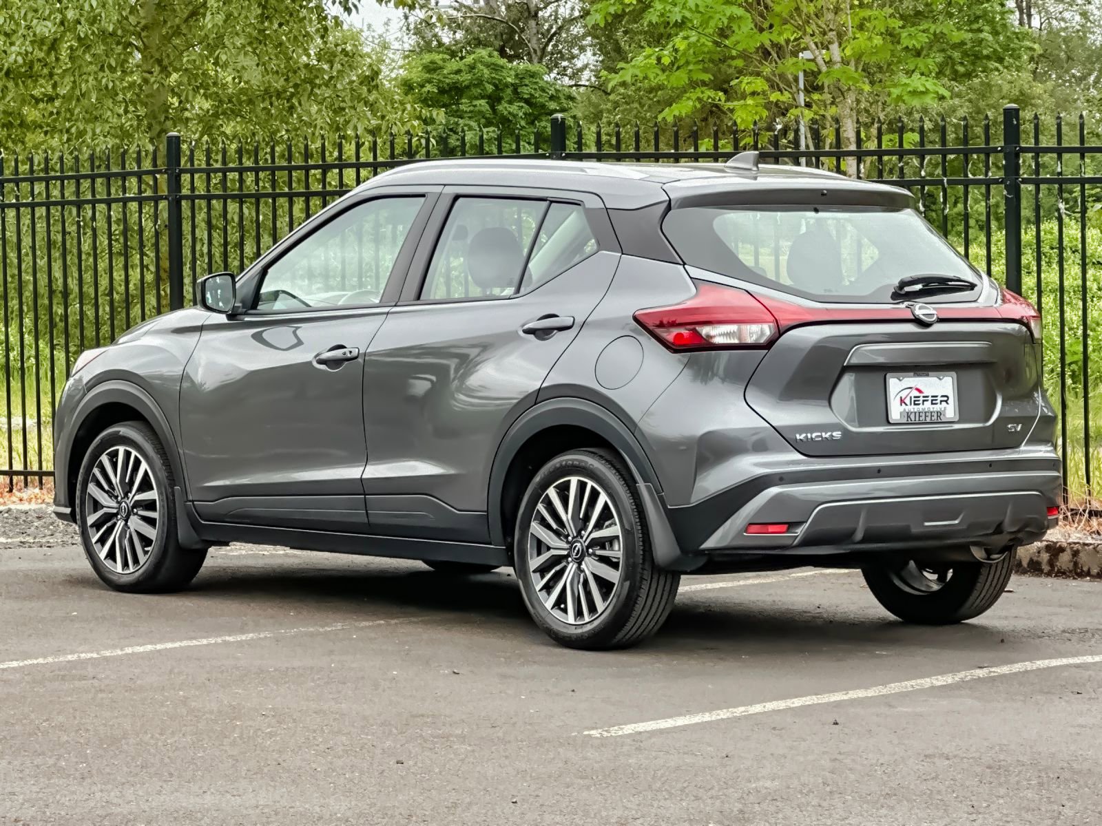 Used 2023 Nissan Kicks SV FWD image 6