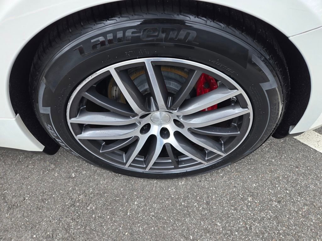 Used 2015 Maserati Ghibli S Q4 AWD/4WD image 14