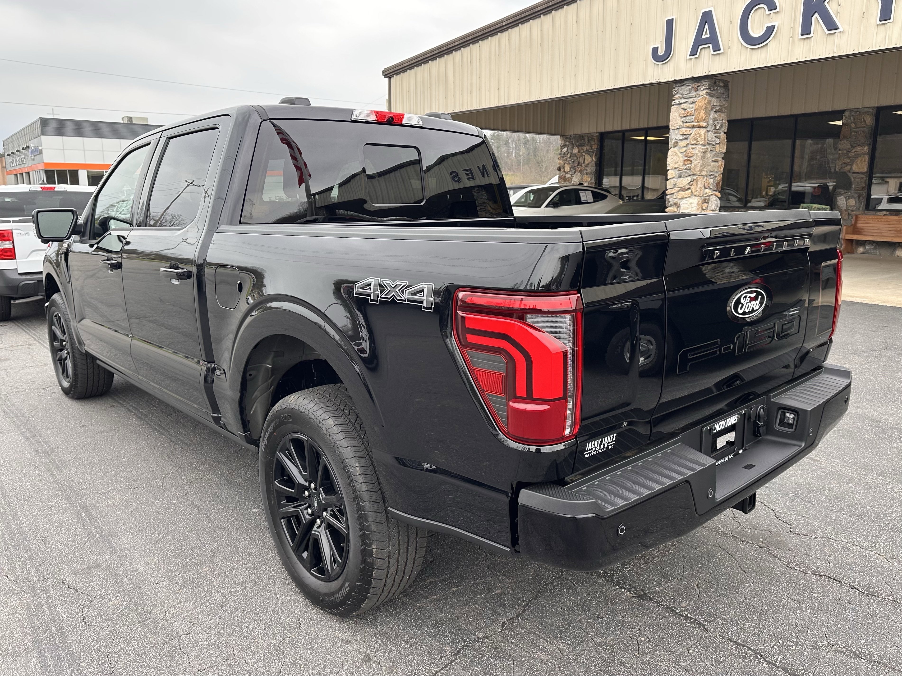 Used 2025 Ford F150 Platinum w/ Equipment Group 702A High image 7