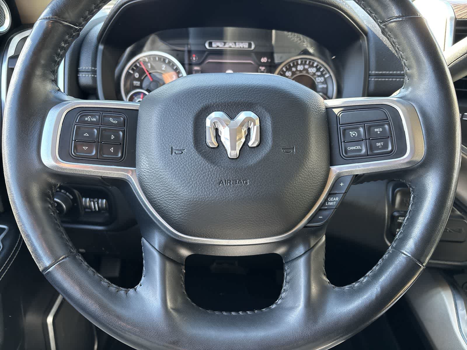 Used 2019 RAM 2500 Laramie AWD/4WD image 9