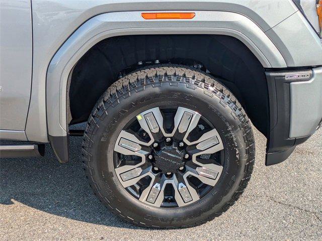 New 2026 GMC Sierra 2500 Denali w/ Denali Reserve Package image 13