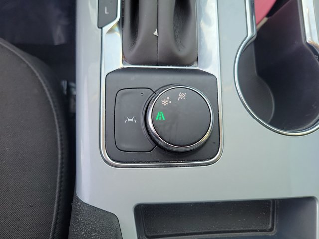 Used 2024 Chevrolet Blazer LT w/ Driver Confidence Package FWD image 33