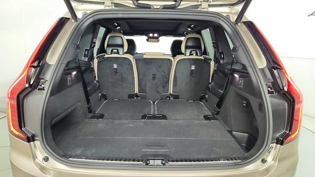 New 2026 Volvo XC90 T8 Plus w/ Protection Package AWD/4WD image 42