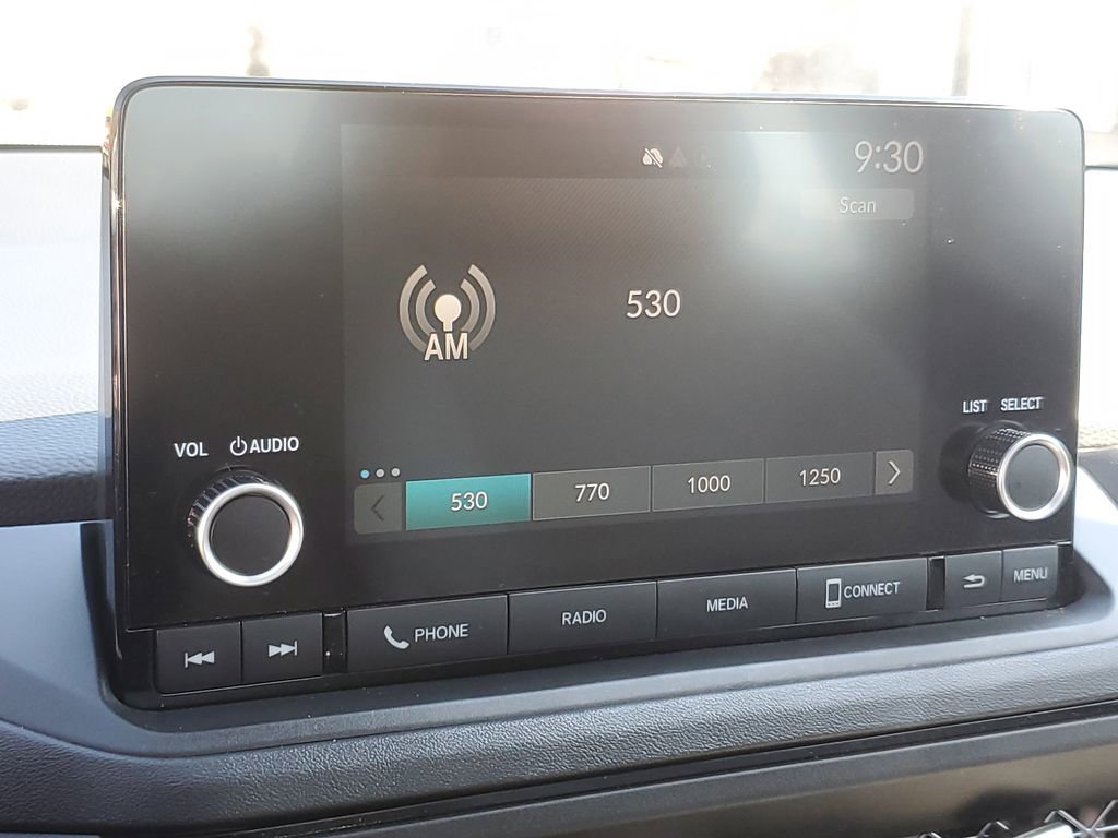 Certified 2025 Honda Accord SE image 19