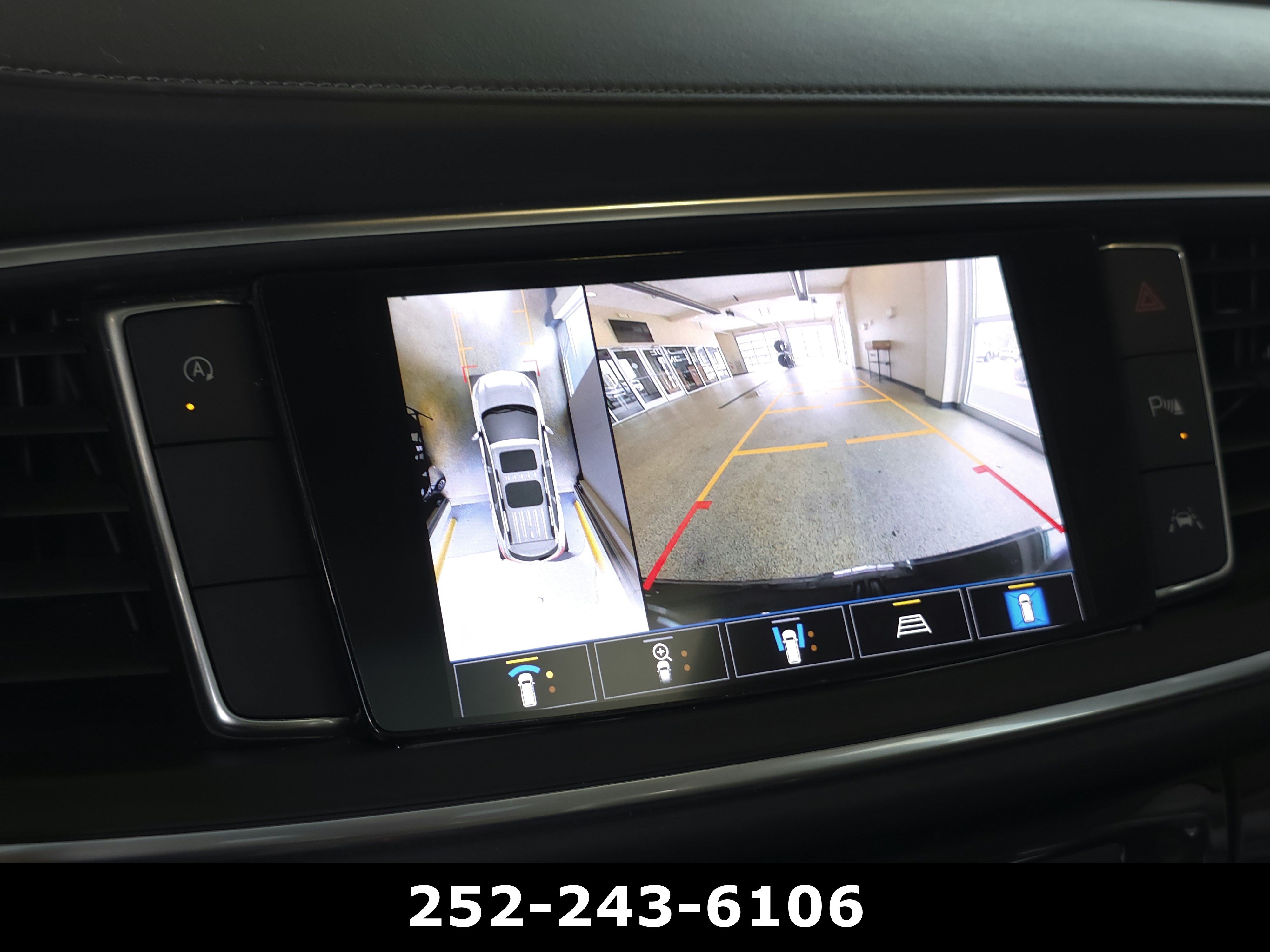 Used 2023 Buick Enclave Premium w/ Experience Buick Package FWD image 23