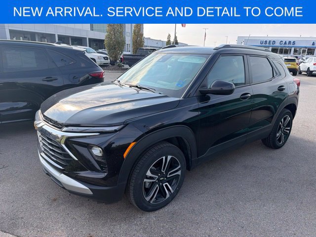 Used 2025 Chevrolet TrailBlazer LT w/ LT Cold Weather Package AWD/4WD image 15
