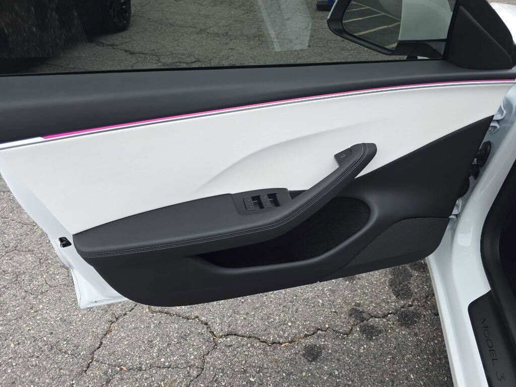 Used 2025 Tesla Model 3 Long Range image 13
