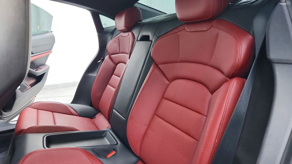 Used 2020 Porsche Taycan 4S w/ Premium Package image 29