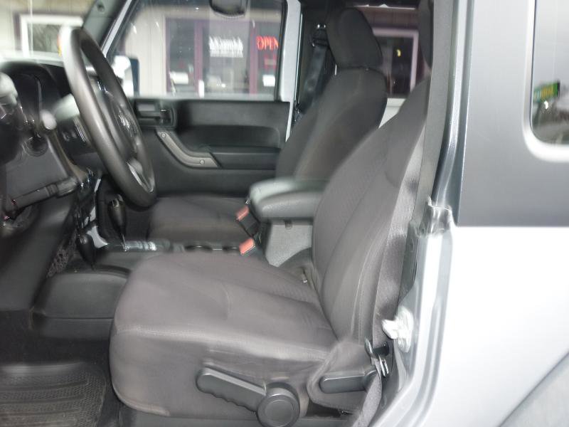 Used 2013 Jeep Wrangler Sport image 7