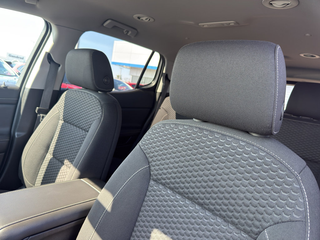 Used 2019 GMC Acadia SLE image 27