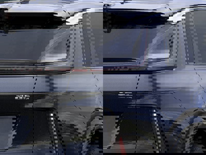 New 2025 Cadillac Lyriq Luxury image 35