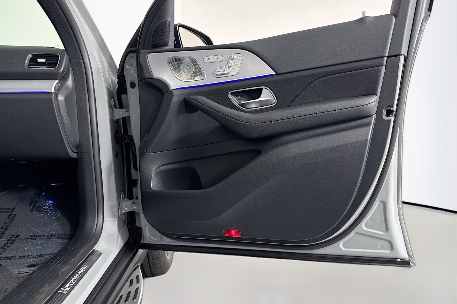 New 2026 Mercedes-Benz GLE 580 4MATIC image 23