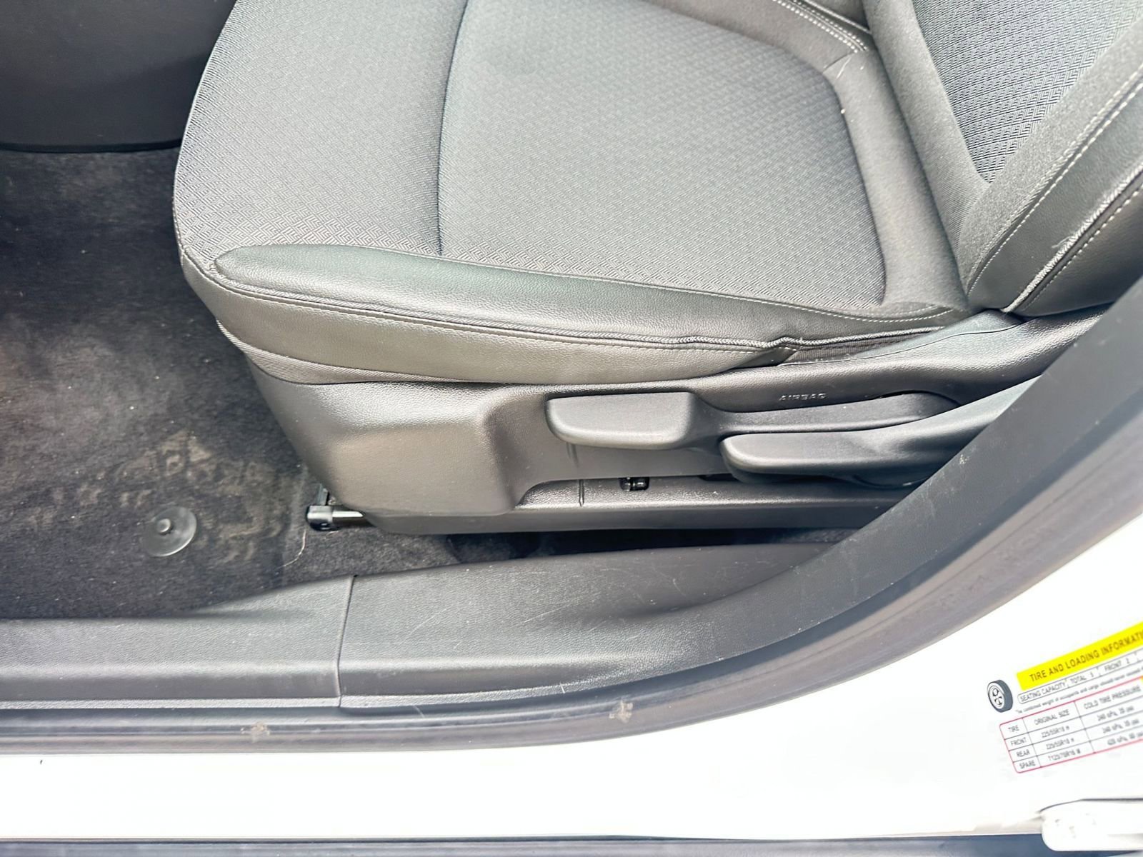 Used 2025 Buick Encore GX Preferred image 23