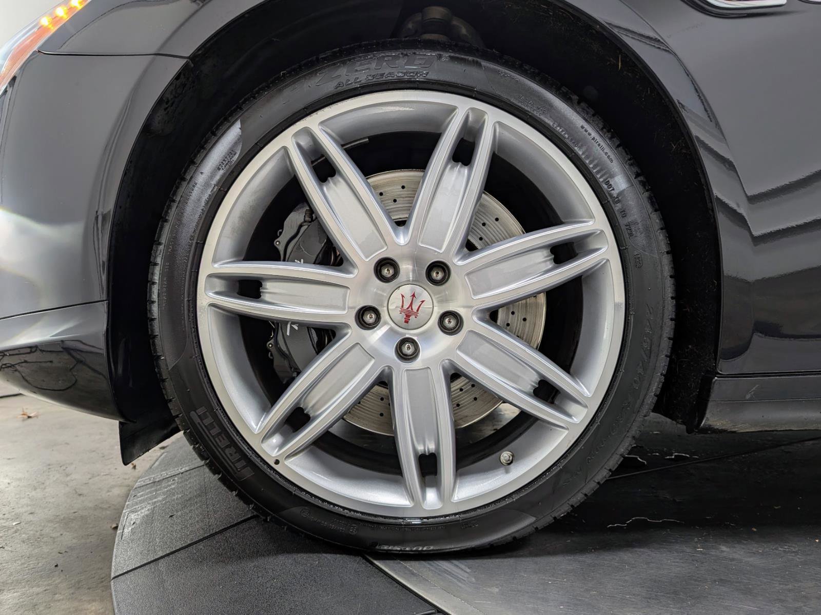 Used 2014 Maserati Quattroporte GTS image 12