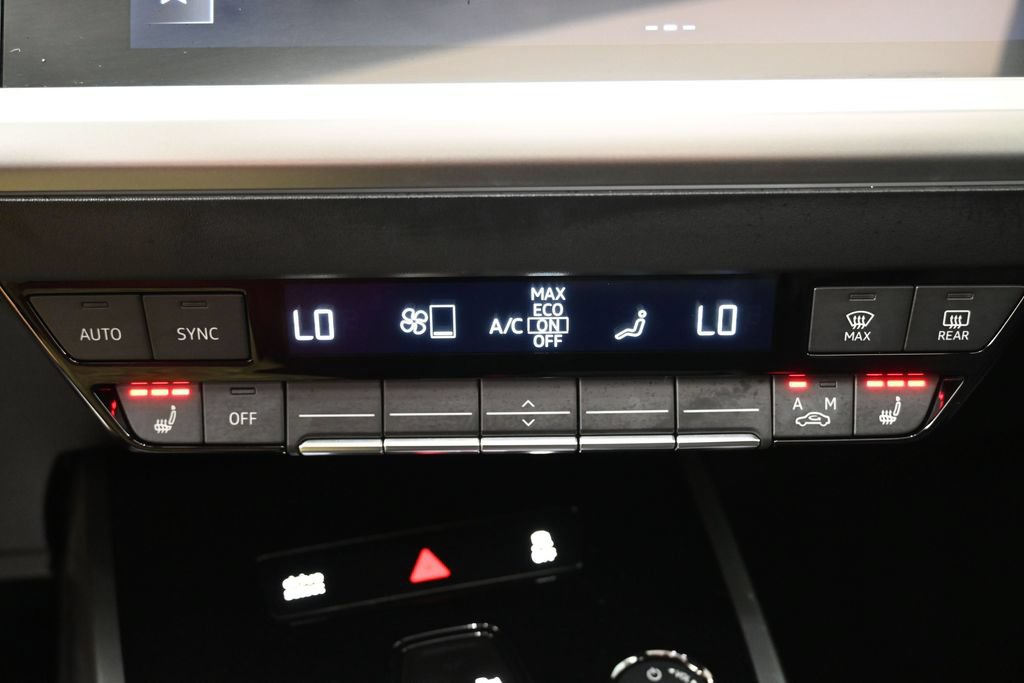 Used 2022 Audi Q4 e-tron Premium Plus AWD/4WD image 21