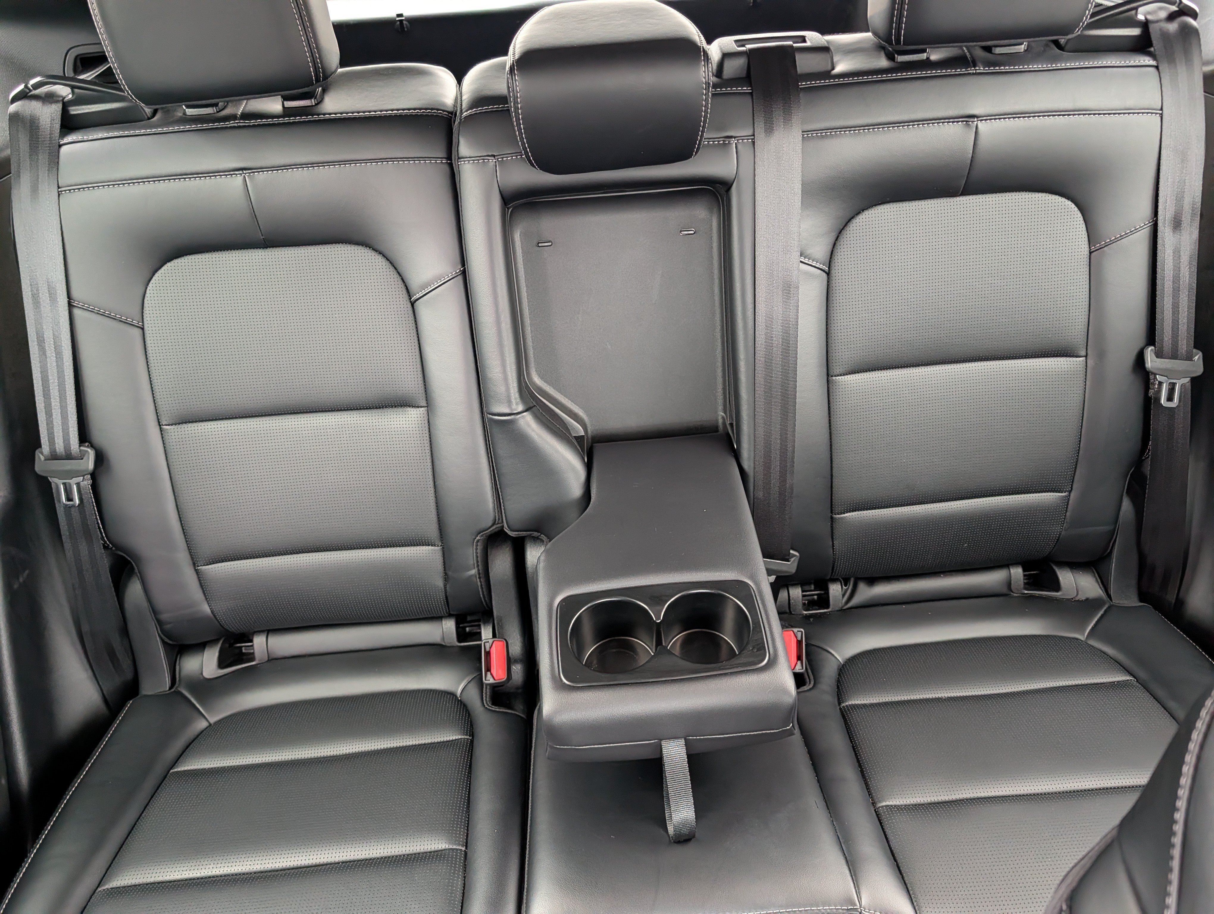 Used 2025 Ford Escape Platinum AWD/4WD image 13